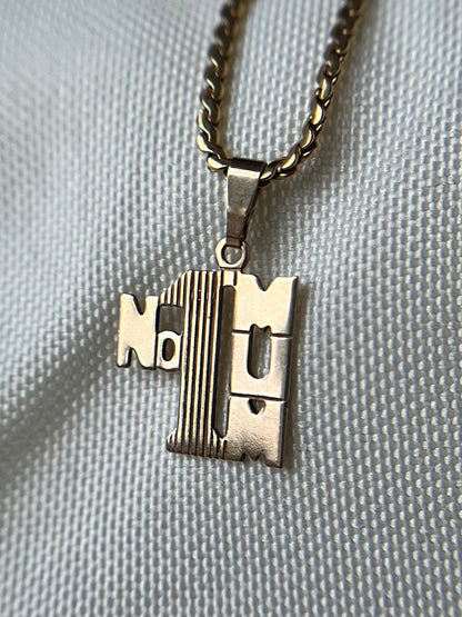 Number 1 Mum pendant.