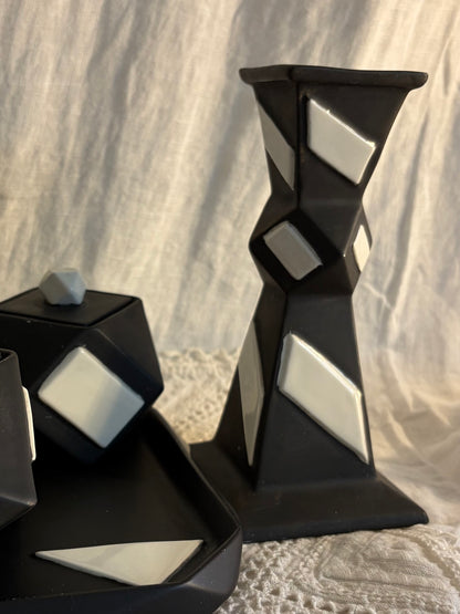 Black And White Ceramic Vanity Set