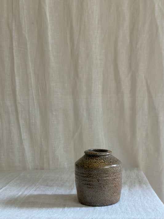 Small Mottled Pot