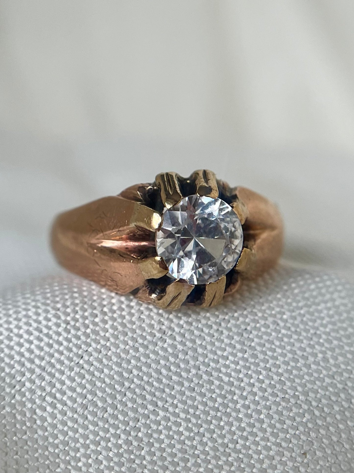 Rose Gold Spinnel Stone Ring