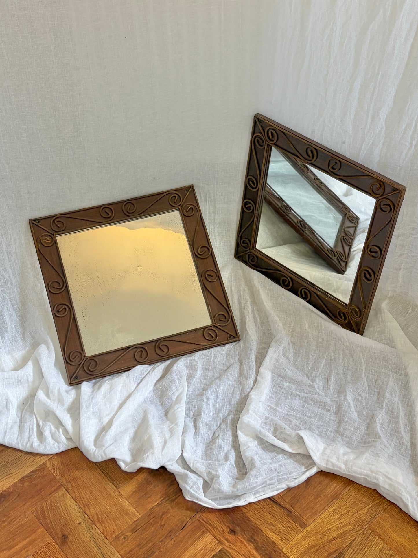 Square Accent Mirrors